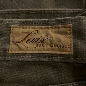 Levi straight leg. Gray jeans.  Women size 6/28